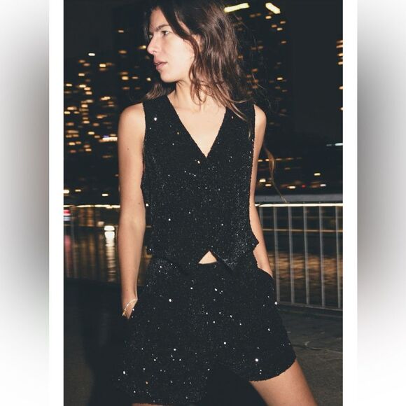 Zara fitted sequin vest - Picture 1 of 5